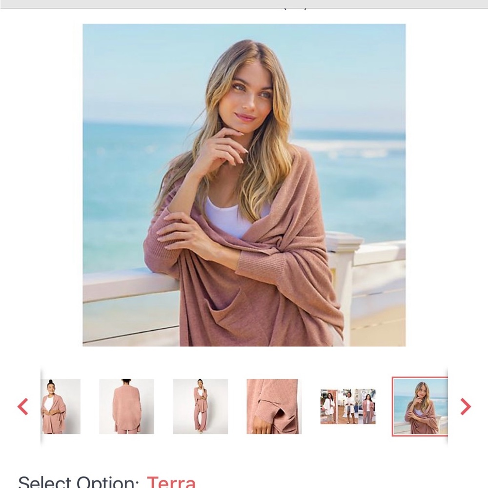 Beautiful Barefoot Dreams Sweater